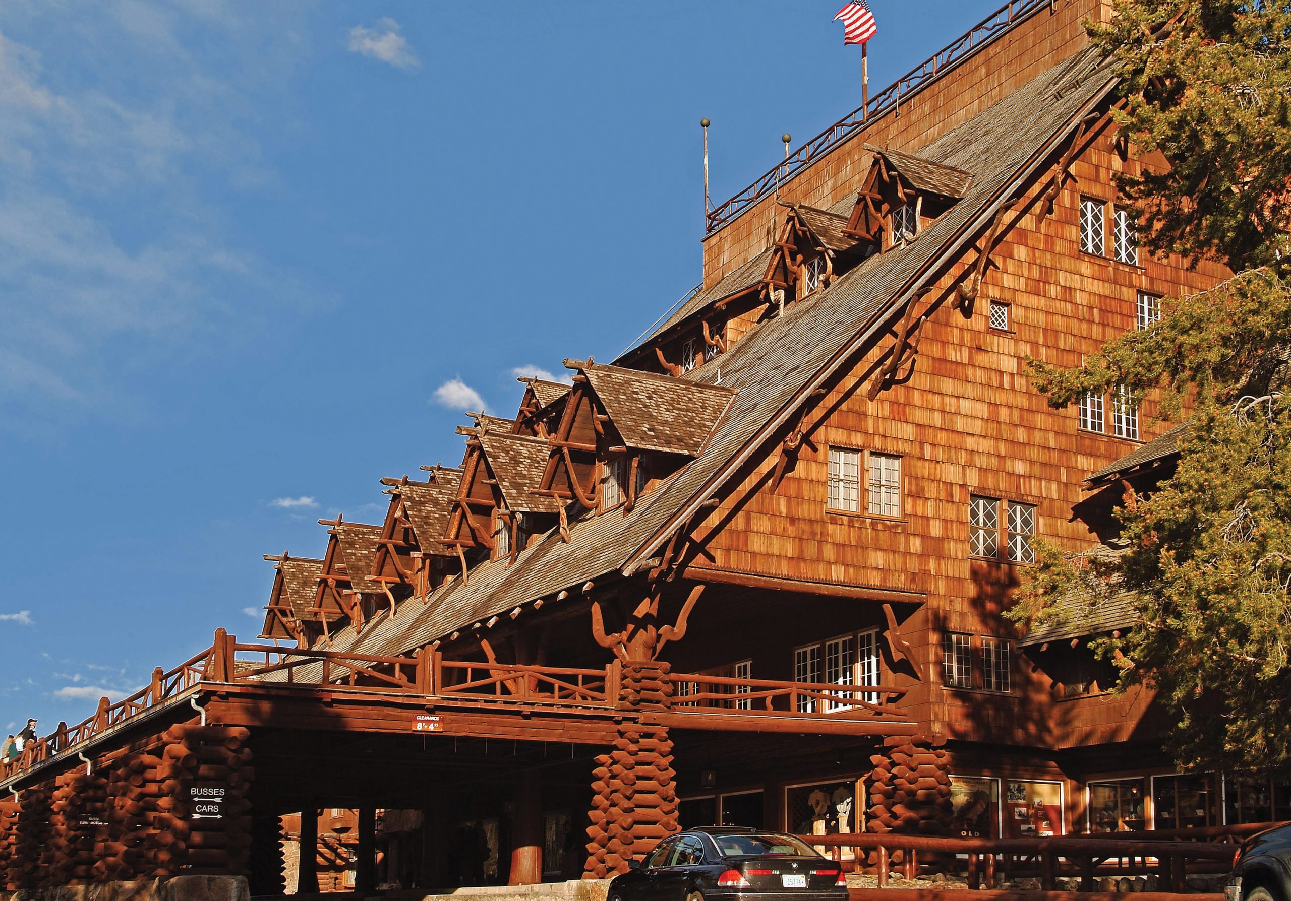 New lodges replace old cabins at Yellowstone's Canyon area