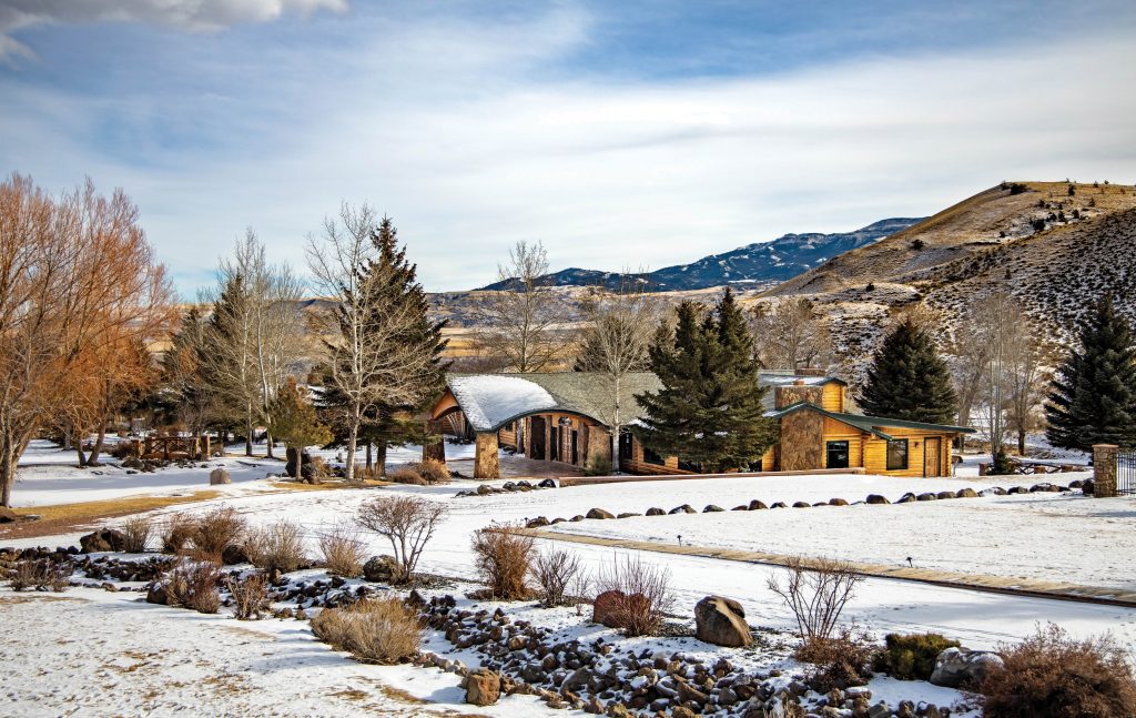 Big Hat Ranch - Western Art & Architecture